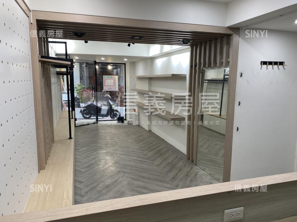 前鎮林森路雙店面王房屋室內格局與周邊環境
