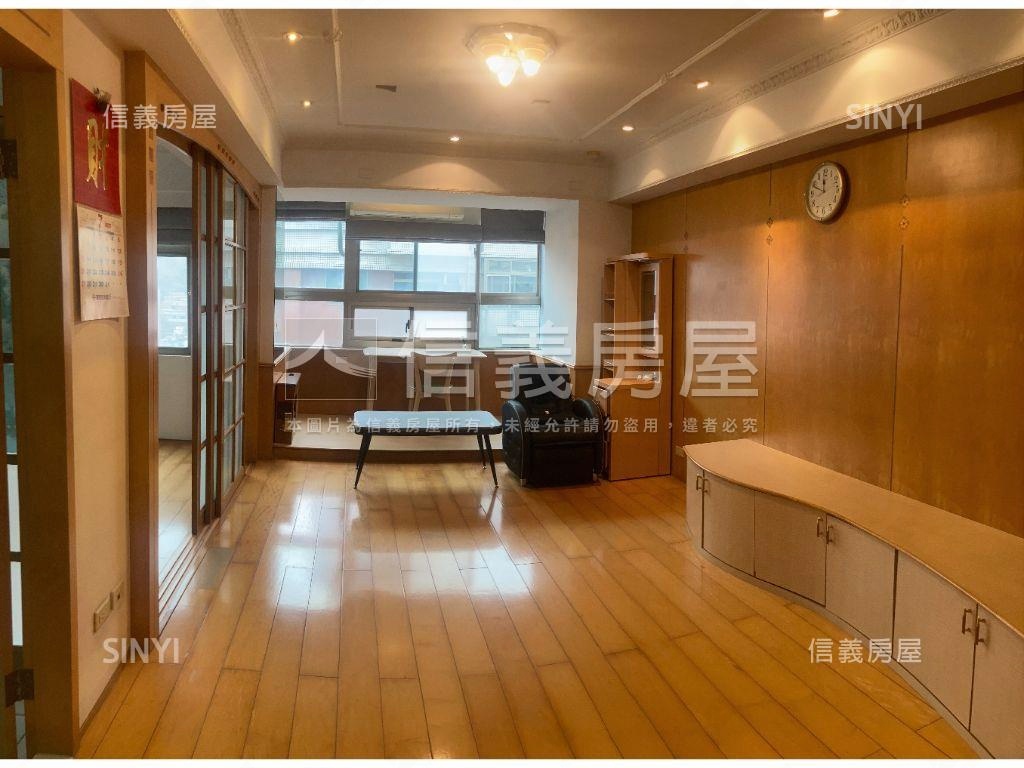 湖濱麗陽‧高樓景觀附車位房屋室內格局與周邊環境