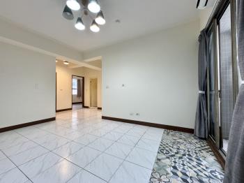 高鐵特區．溫馨三房