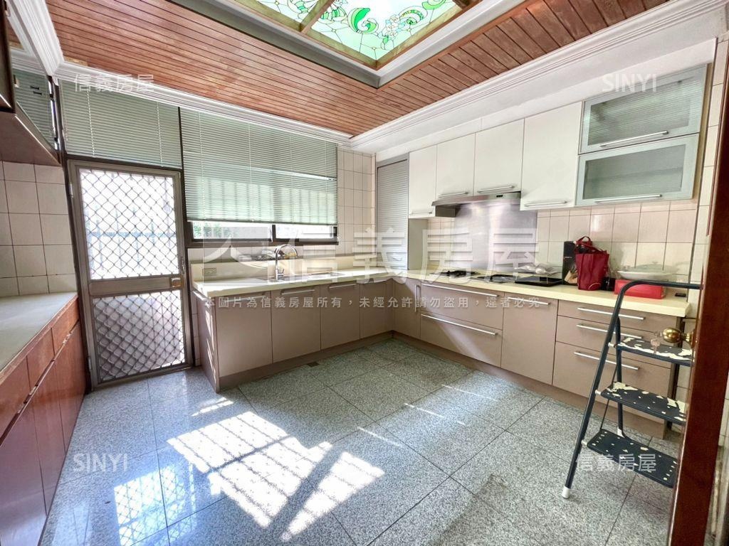 美術館金角店房屋室內格局與周邊環境