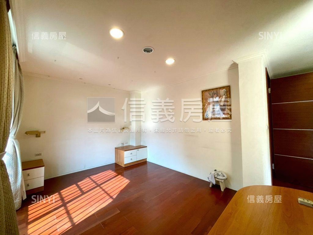 美術館金角店房屋室內格局與周邊環境