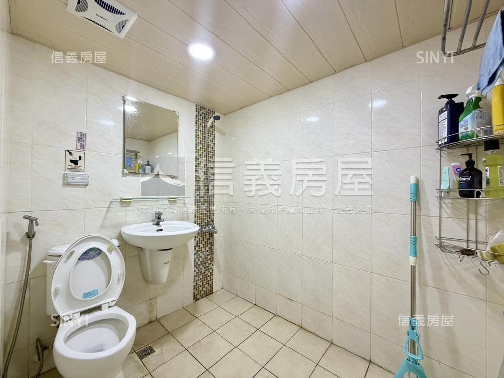 玫瑰廣場亮美大五房房屋室內格局與周邊環境