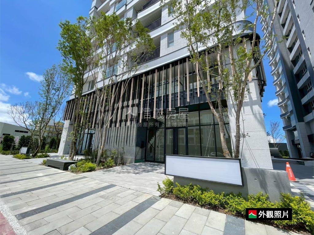 ✨泰嘉璞日｜角窗收租店面房屋室內格局與周邊環境