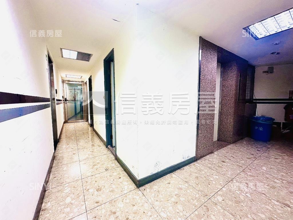 世貿１０１商圈整層辦公房屋室內格局與周邊環境