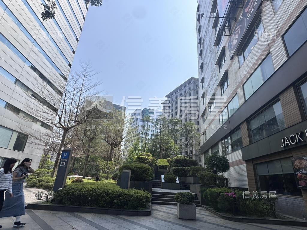 世貿１０１商圈整層辦公房屋室內格局與周邊環境