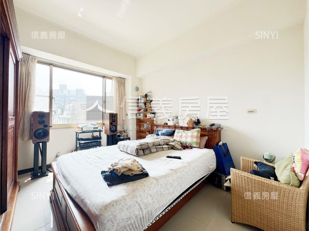 專任★畢卡索藝境四房車位房屋室內格局與周邊環境