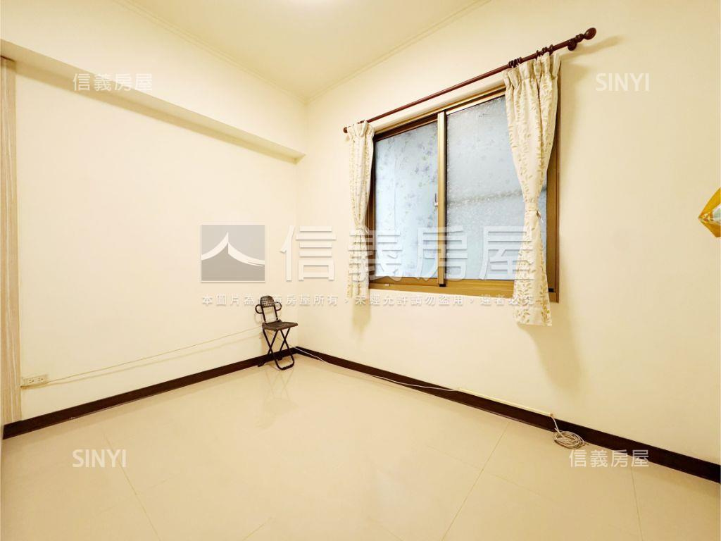 專任★畢卡索藝境四房車位房屋室內格局與周邊環境