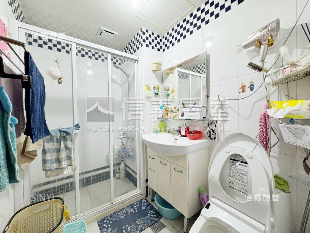 專任★畢卡索藝境四房車位房屋室內格局與周邊環境