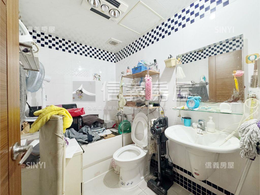 專任★畢卡索藝境四房車位房屋室內格局與周邊環境