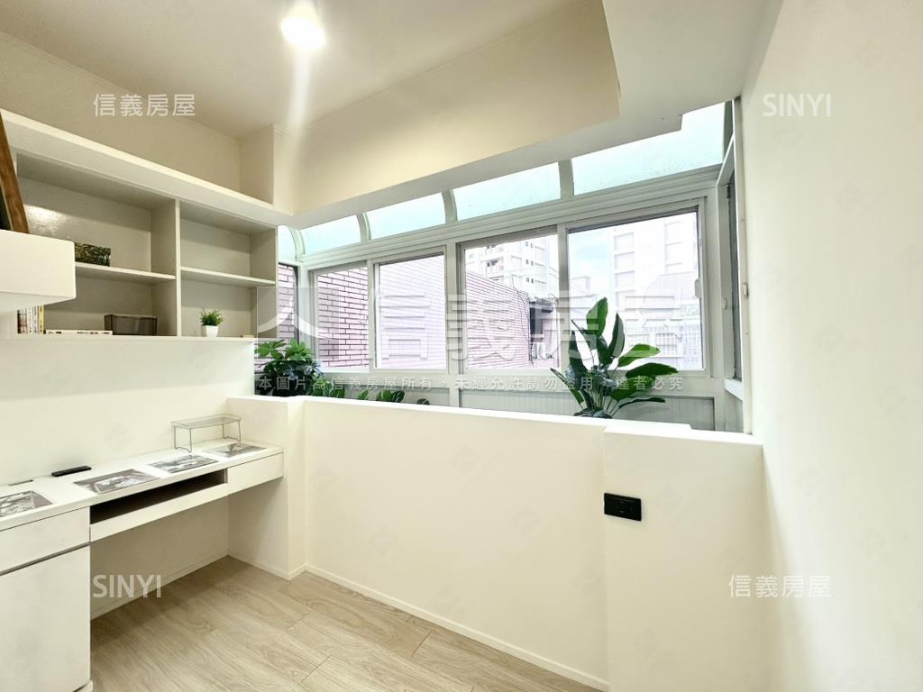 長安裝潢電梯兩房房屋室內格局與周邊環境