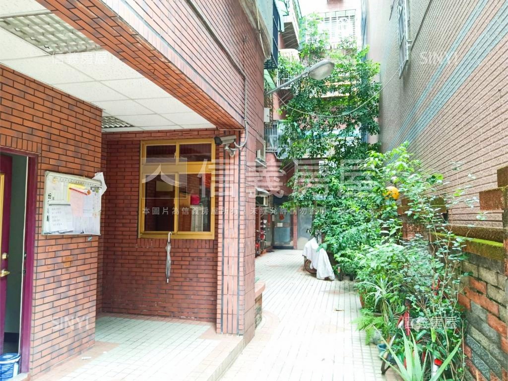 長安裝潢電梯兩房房屋室內格局與周邊環境