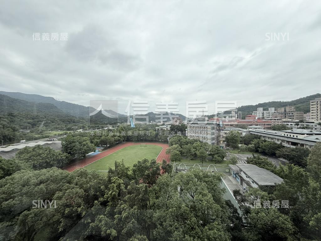 香榭華城景觀兩房房屋室內格局與周邊環境
