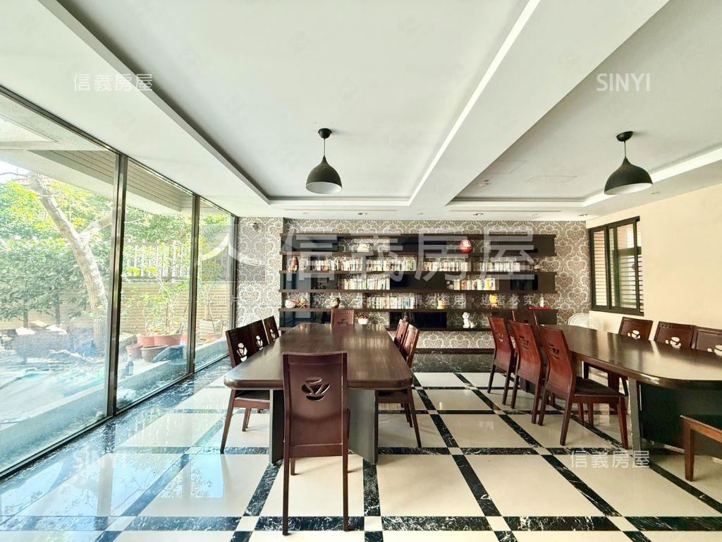 一層兩戶衛浴開窗大兩房房屋室內格局與周邊環境