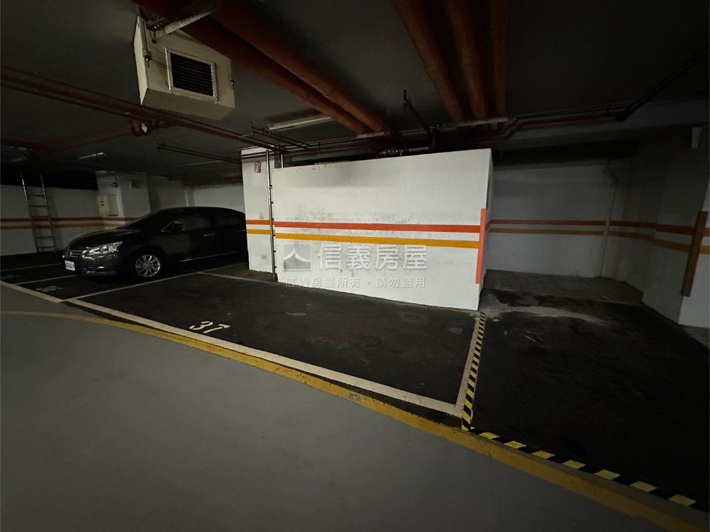 福和電梯３房附車位房屋室內格局與周邊環境