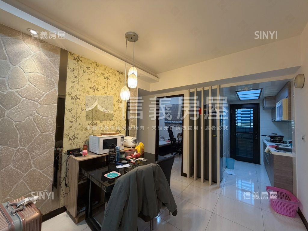 靜謐築巢南勢２房車位房屋室內格局與周邊環境