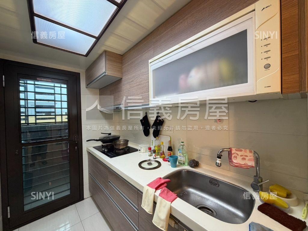 靜謐築巢南勢２房車位房屋室內格局與周邊環境