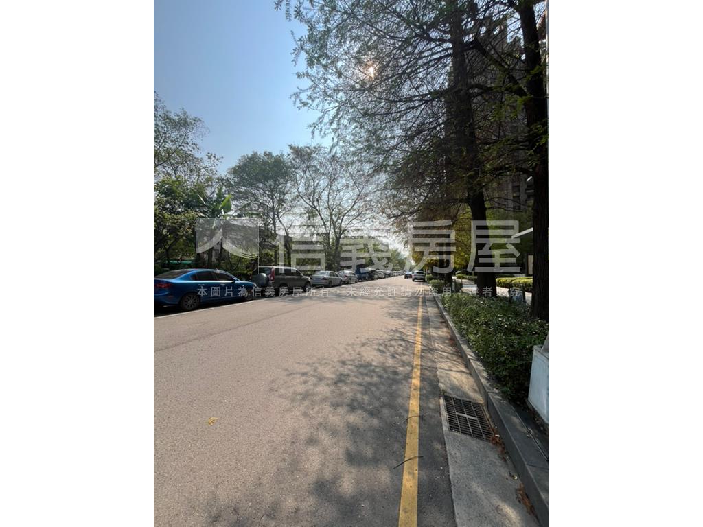 即將交屋＊達麗冶翠次頂樓房屋室內格局與周邊環境