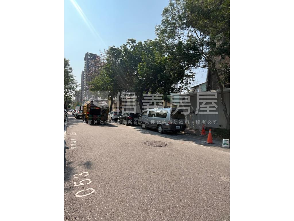 即將交屋＊達麗冶翠次頂樓房屋室內格局與周邊環境