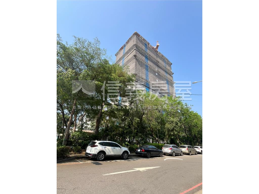 即將交屋＊達麗冶翠次頂樓房屋室內格局與周邊環境