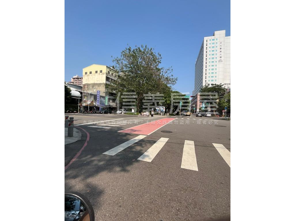 即將交屋＊達麗冶翠次頂樓房屋室內格局與周邊環境