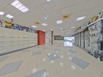國光路大面寬店面