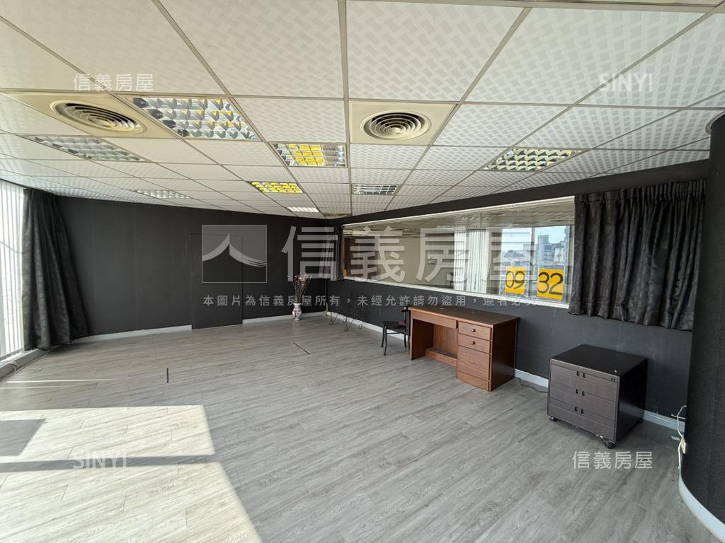 匯豐財經面園道商辦附平車房屋室內格局與周邊環境