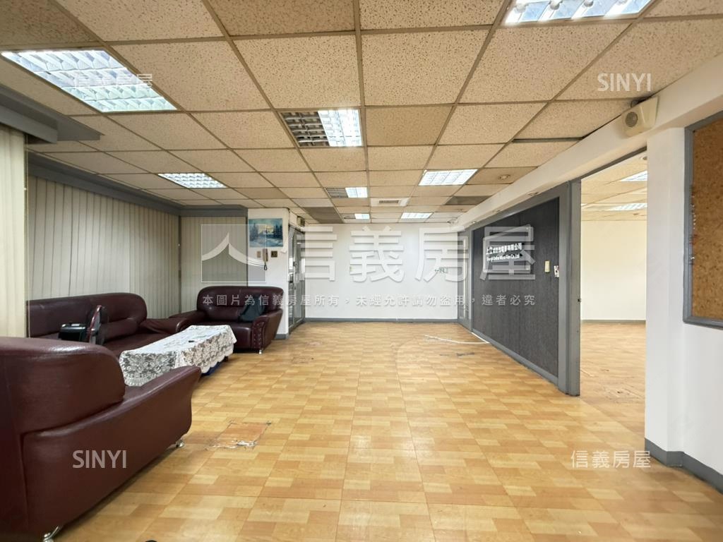 匯豐財經面園道商辦附平車房屋室內格局與周邊環境