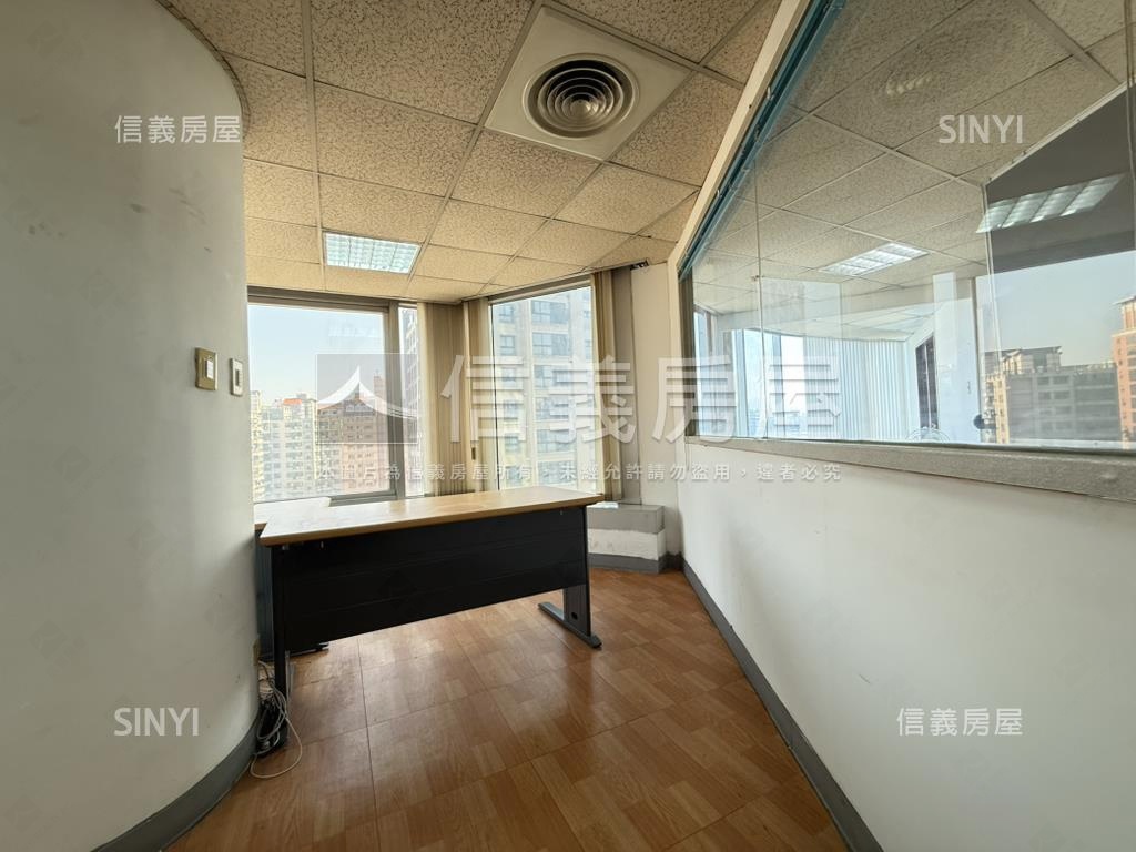 匯豐財經面園道商辦附平車房屋室內格局與周邊環境