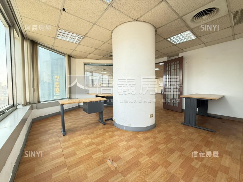 匯豐財經面園道商辦附平車房屋室內格局與周邊環境