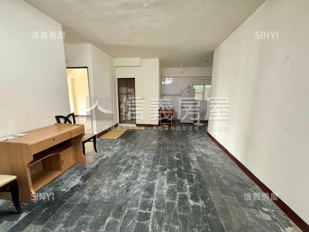 近火車站雄中學校旁三房房屋室內格局與周邊環境