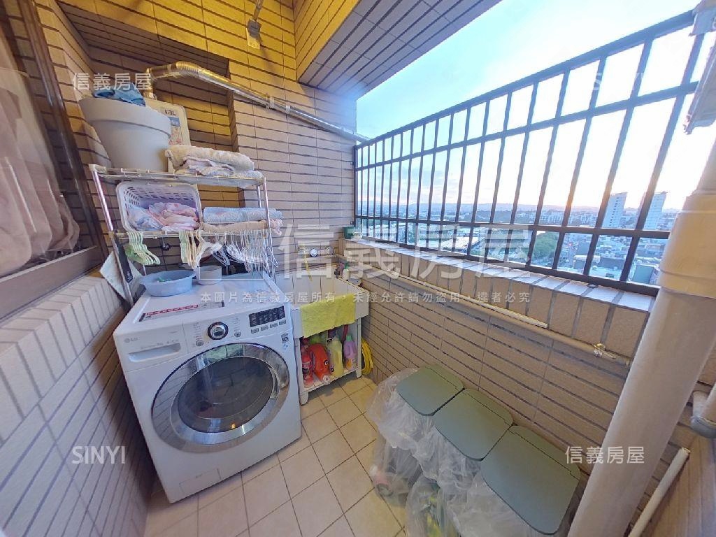 專任心巢景觀三房平面車位房屋室內格局與周邊環境