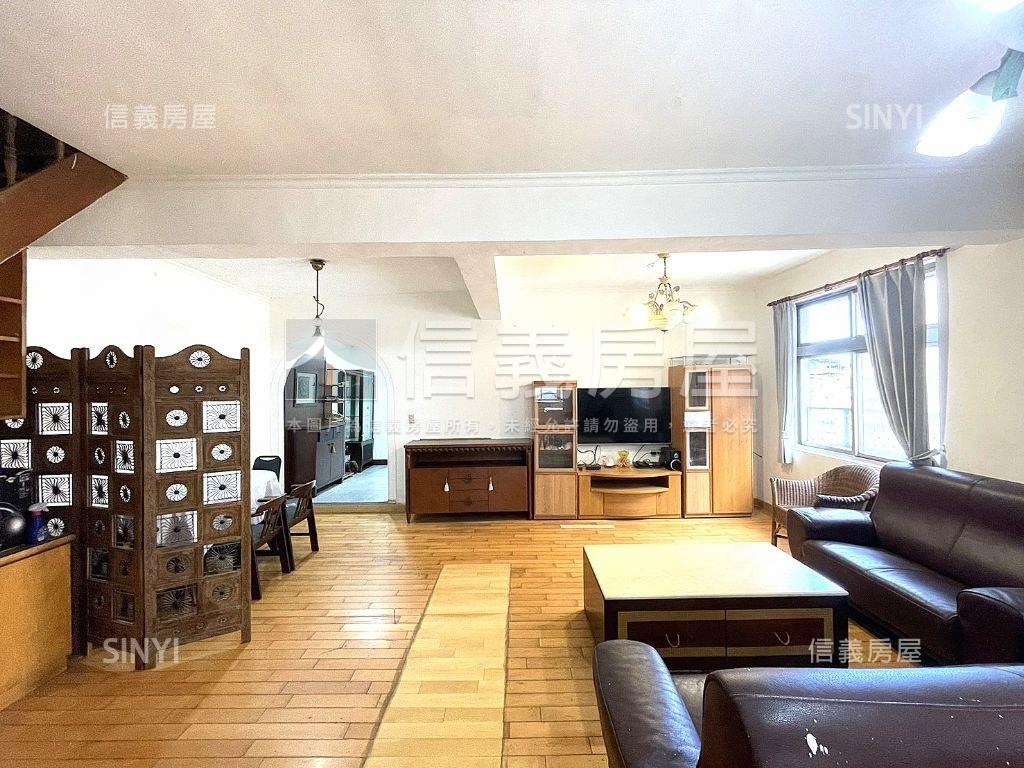 三面採光大空間美屋房屋室內格局與周邊環境