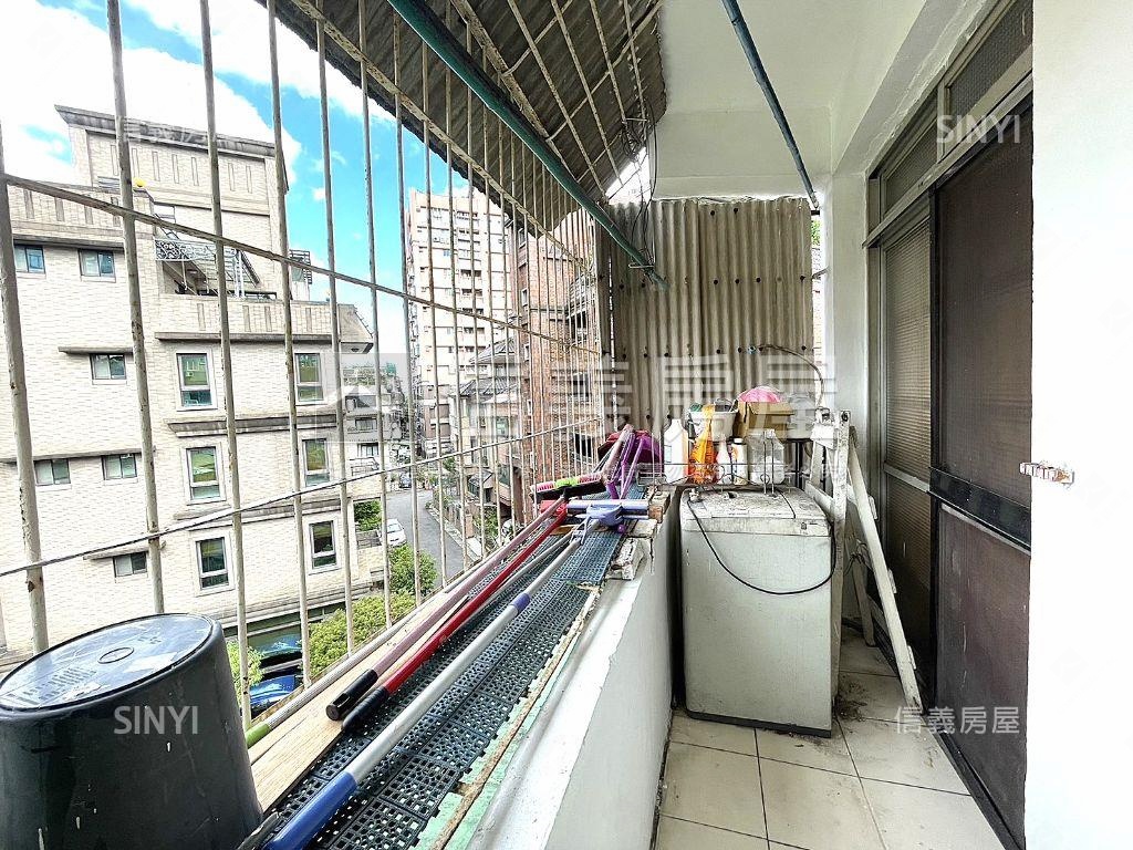 三面採光大空間美屋房屋室內格局與周邊環境