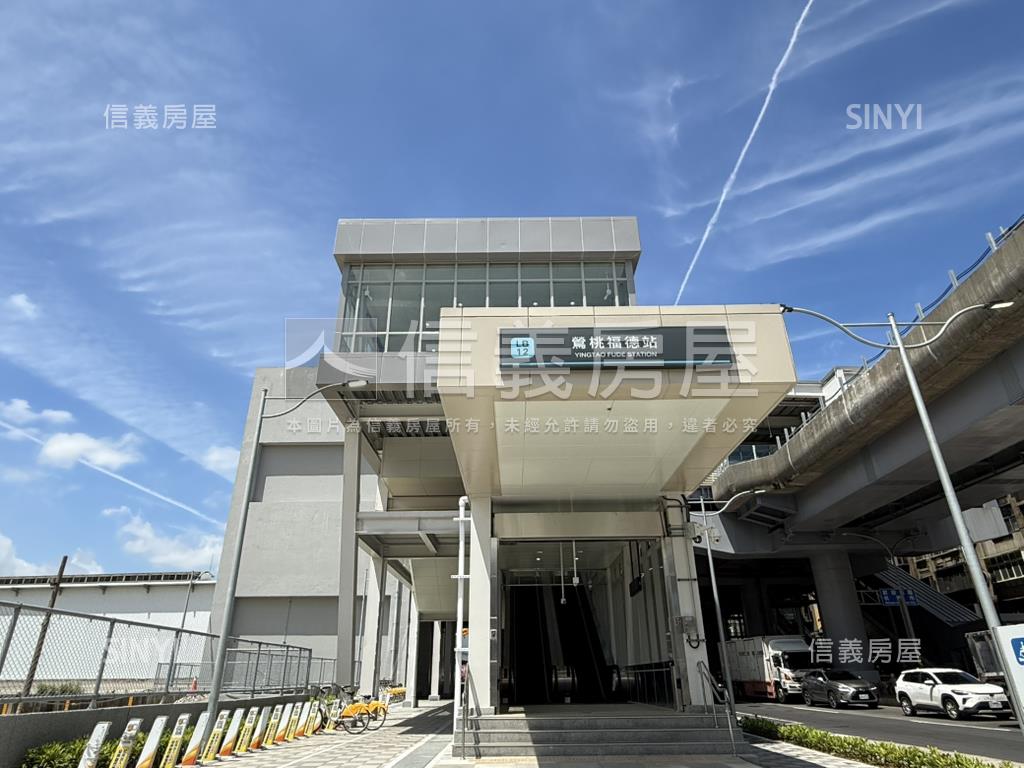 鳳茗雙鐵雙軌之星２房房屋室內格局與周邊環境