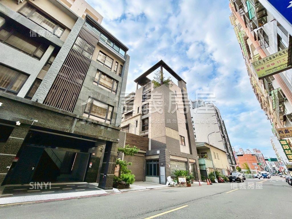 臨路邊間昌平商圈別墅房屋室內格局與周邊環境