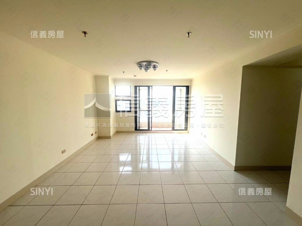 高樓景觀日月光三房房屋室內格局與周邊環境