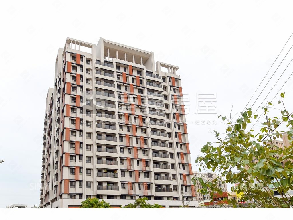 精銳香草天籟３房附雙車位房屋室內格局與周邊環境