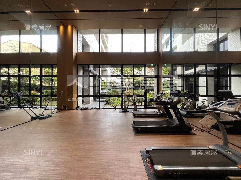 精銳香草天籟３房附雙車位房屋室內格局與周邊環境