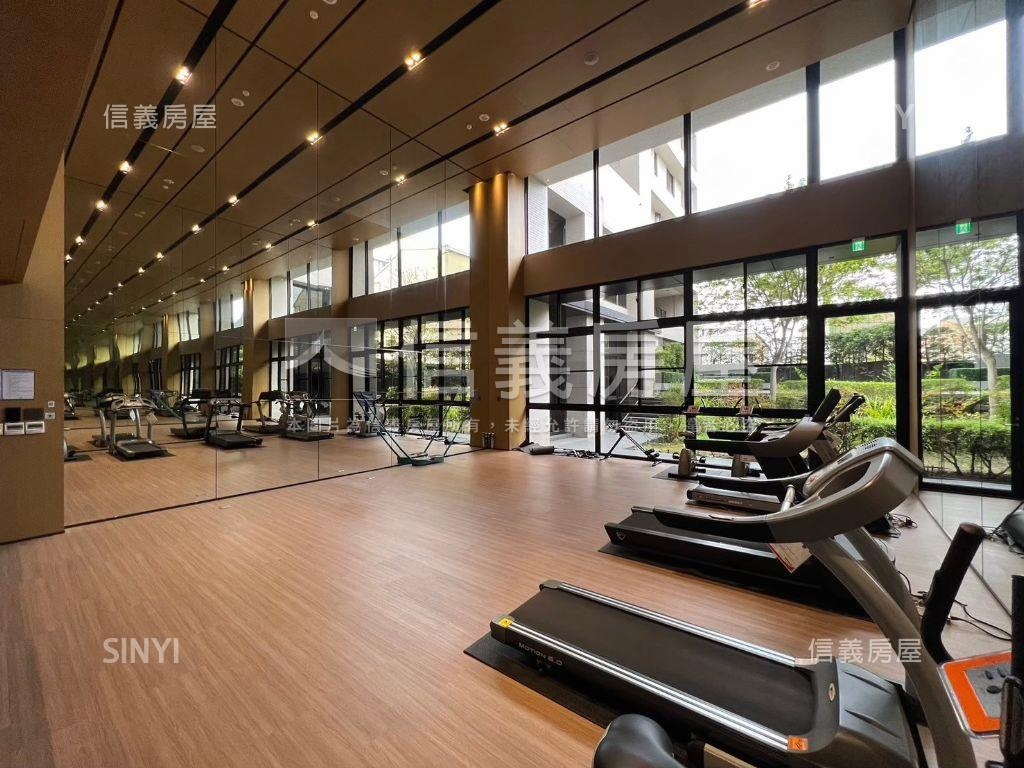 精銳香草天籟３房附雙車位房屋室內格局與周邊環境