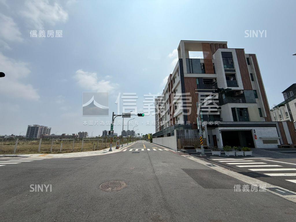 商６０商業區朝南面寬土地房屋室內格局與周邊環境