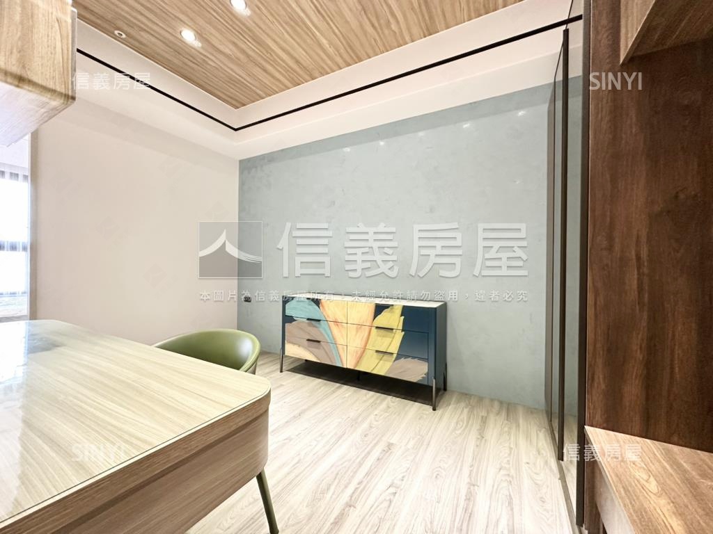 星帝標靚宅三房房屋室內格局與周邊環境