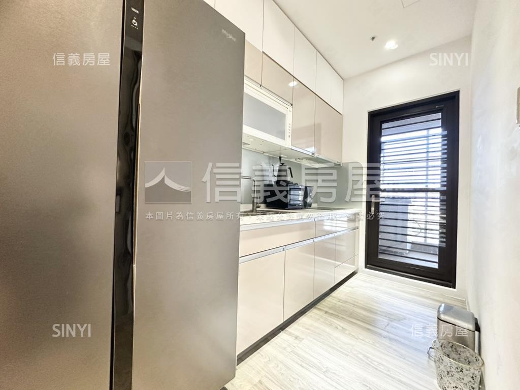 星帝標靚宅三房房屋室內格局與周邊環境