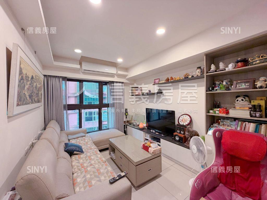 汐止１０１。３房帶車位房屋室內格局與周邊環境
