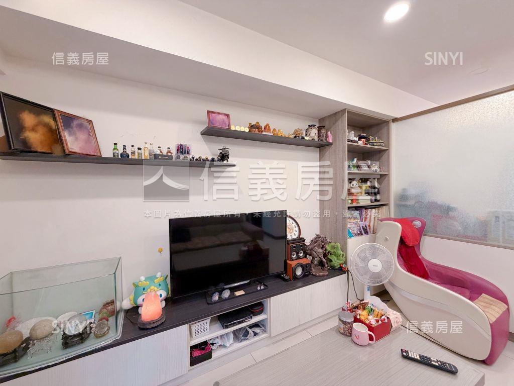 汐止１０１。３房帶車位房屋室內格局與周邊環境