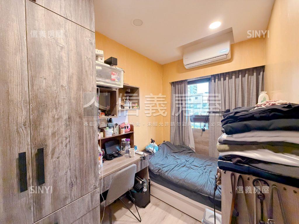 汐止１０１。３房帶車位房屋室內格局與周邊環境