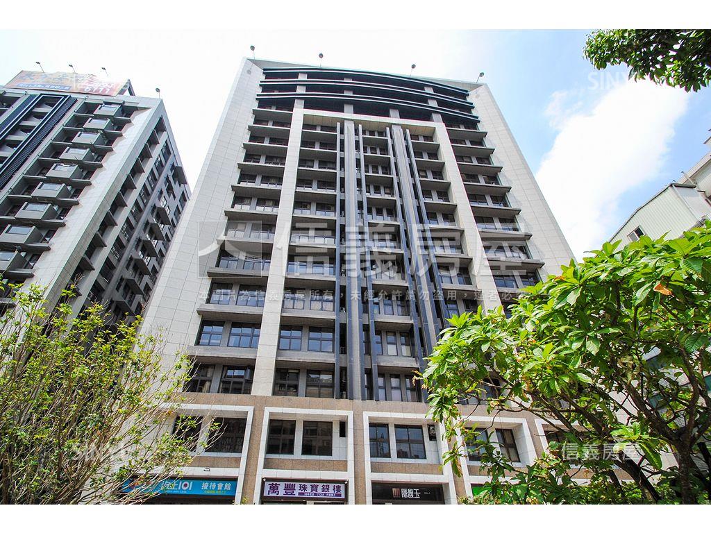 汐止１０１。３房帶車位房屋室內格局與周邊環境