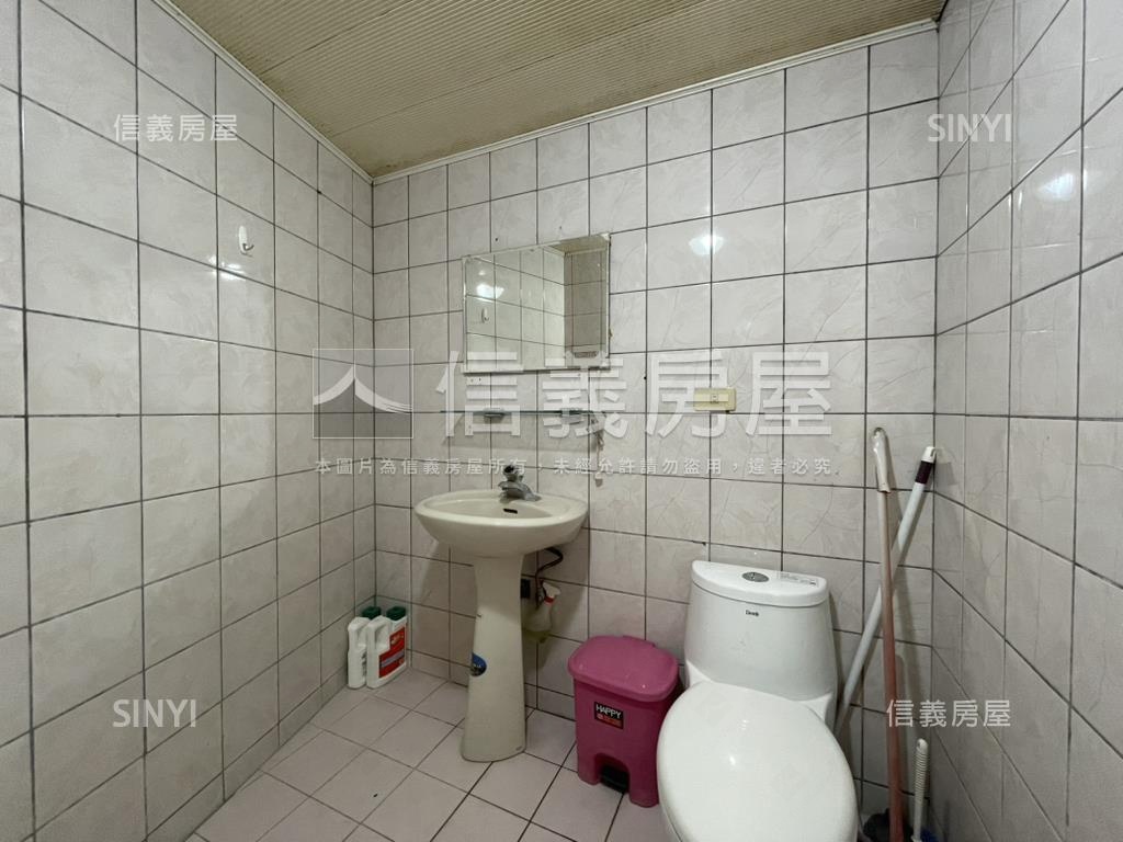 舊社國小旁兩房＋車位房屋室內格局與周邊環境