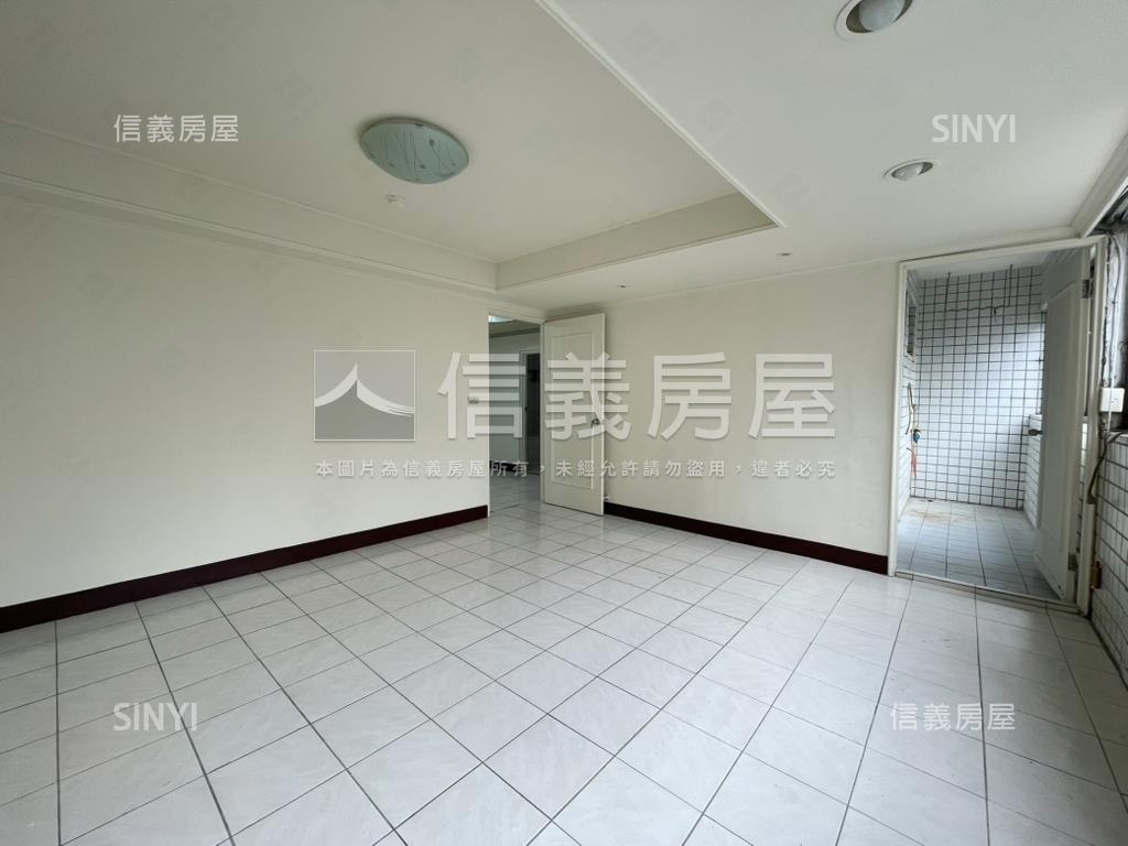 舊社國小旁兩房＋車位房屋室內格局與周邊環境