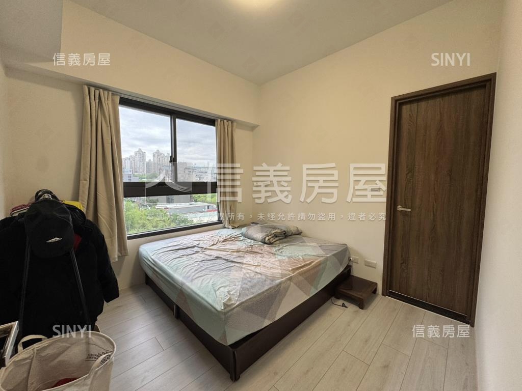 國聚高樓兩房兩衛平車房屋室內格局與周邊環境