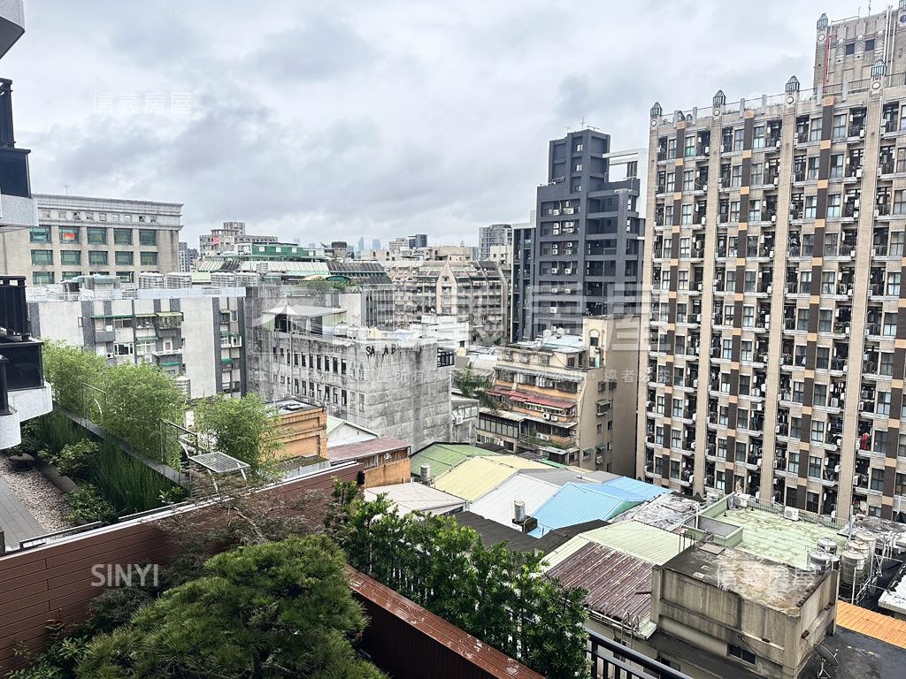 合矩青山高樓景觀絕品房屋室內格局與周邊環境